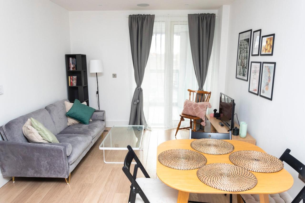 Modern Brixton Apartment ลอนดอน ภายนอก รูปภาพ