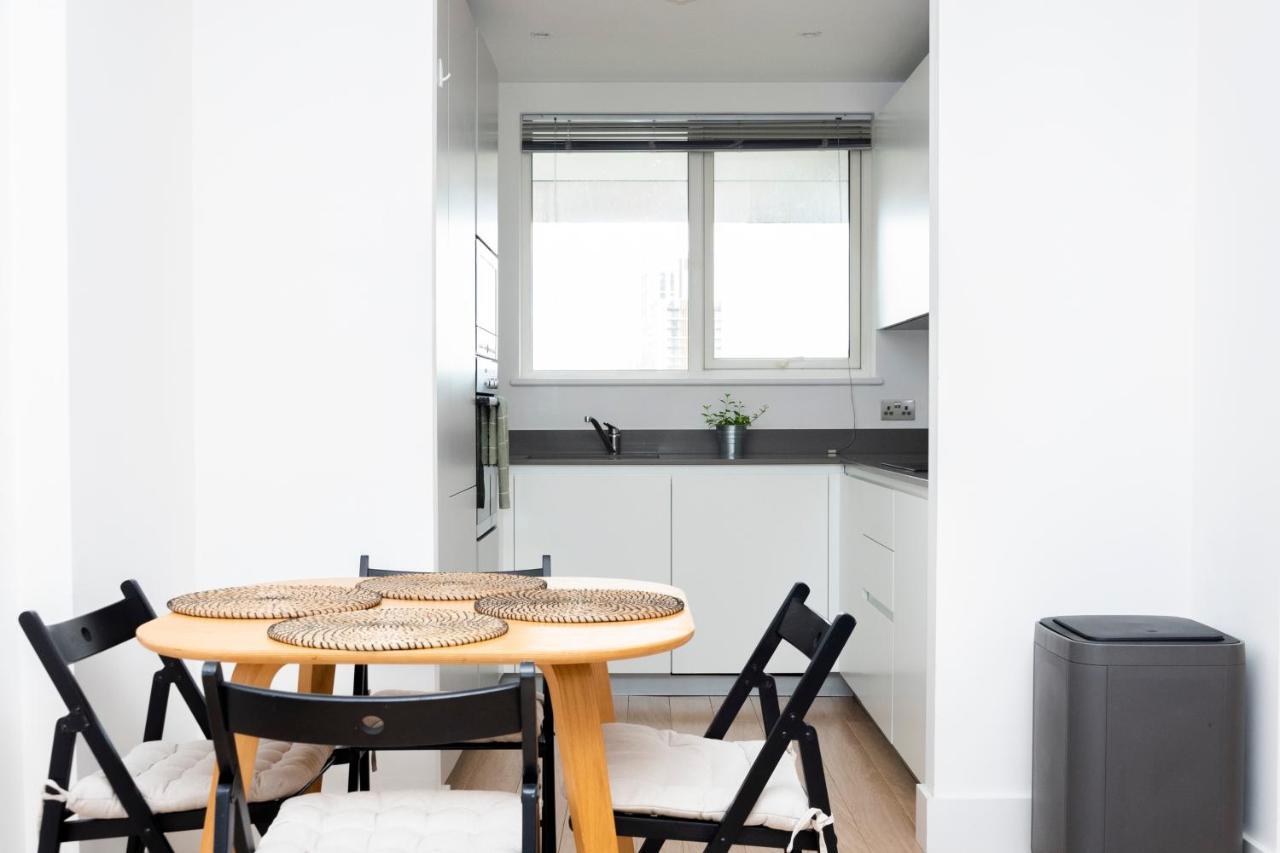 Modern Brixton Apartment ลอนดอน ภายนอก รูปภาพ